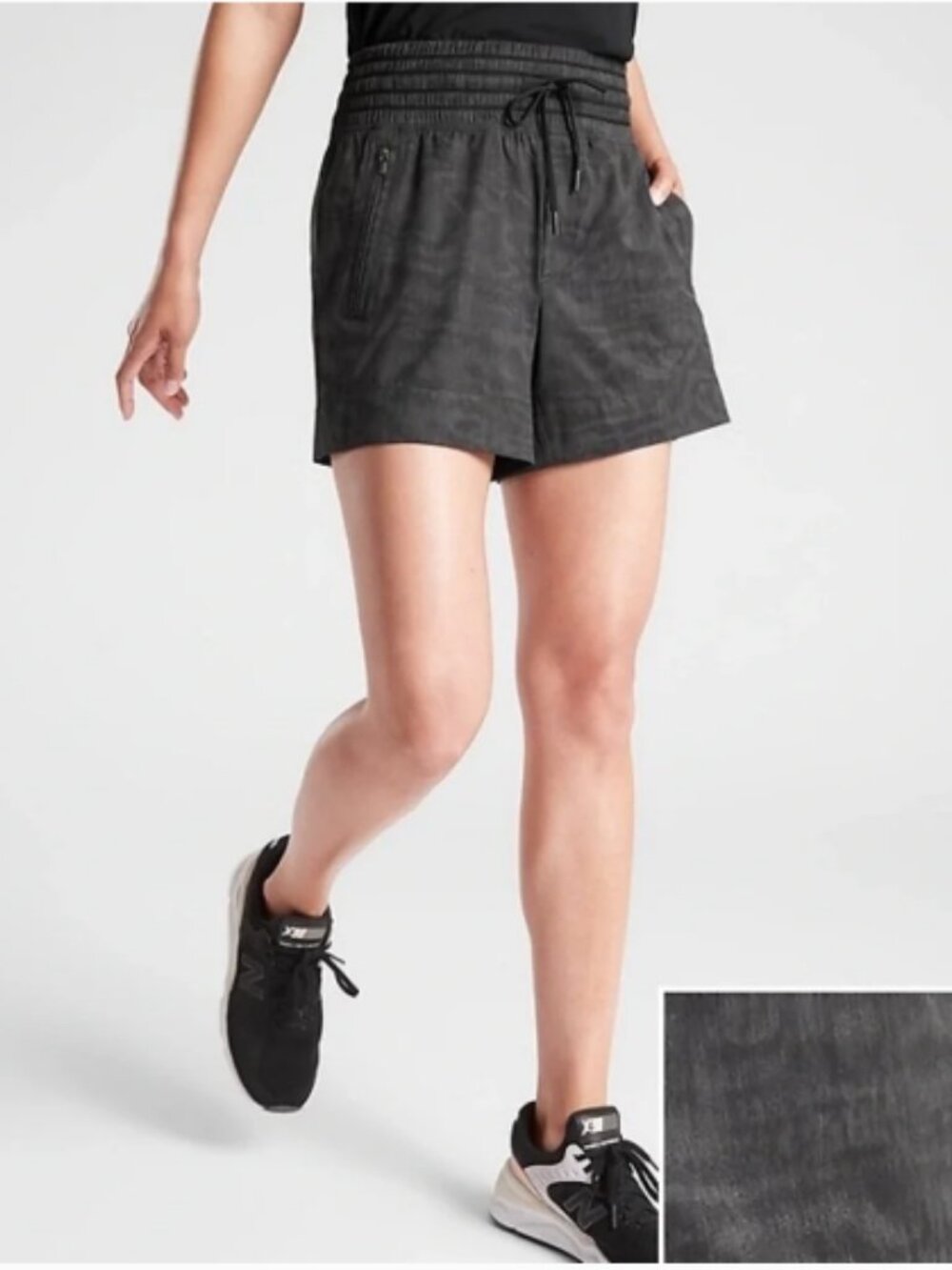 Athleta Black Camden Printed Athletic Short; 5" Inseam; Size 16; EUC - Picture 2 of 9